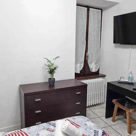 Sweet Apartamento Azzano San Paolo