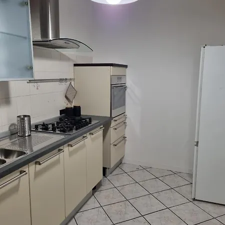 Sweet Apartment Azzano San Paolo