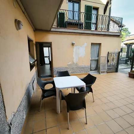 Sweet Apartment Azzano San Paolo