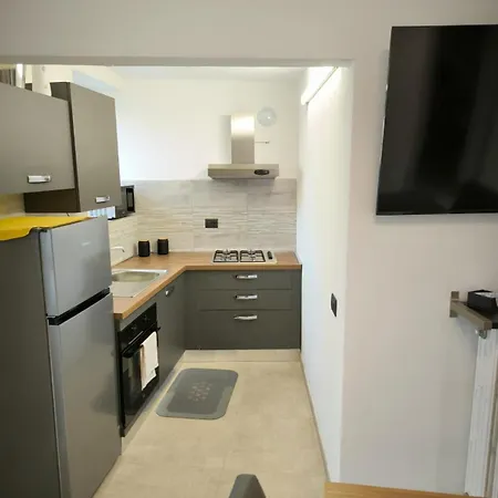 Sweet Apartment Azzano San Paolo